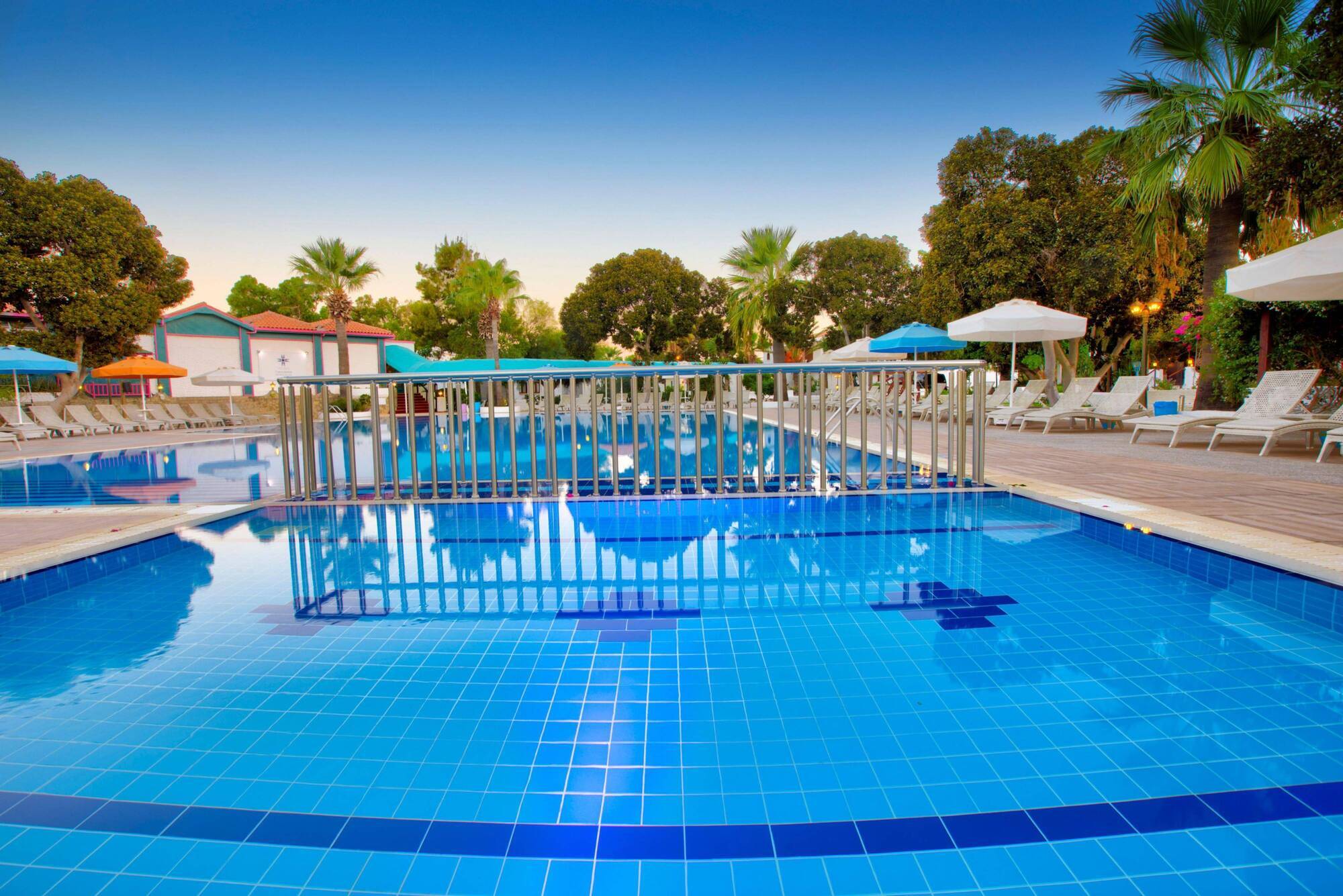 Merit Cyprus Gardens Holiday Famagusta  Ngoại thất bức ảnh