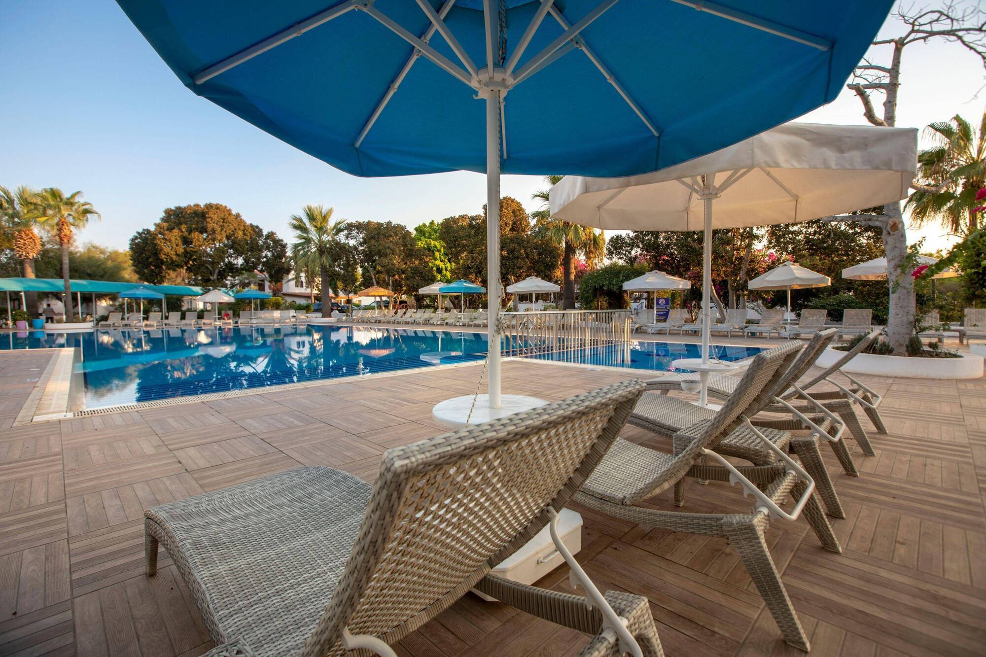 Merit Cyprus Gardens Holiday Famagusta  Ngoại thất bức ảnh
