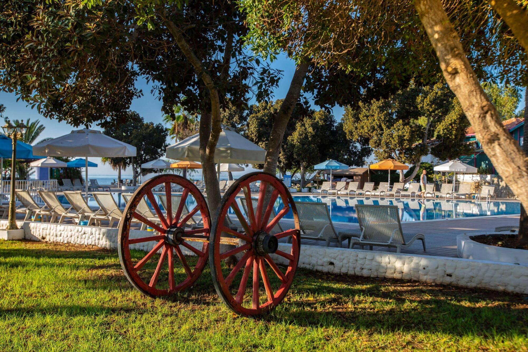 Merit Cyprus Gardens Holiday Famagusta  Ngoại thất bức ảnh